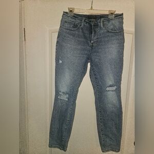EUC Lucky Brand Distressed Blue Ankle Jeans
